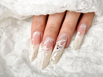 100 Beautiful wedding nail art ideas for your big day | Vernis à ongles,  Ongles pour mariage, Idées vernis à ongles